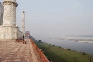 agra (32) (Copier)