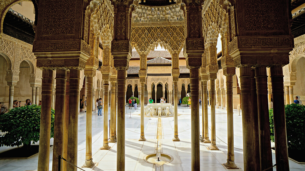 palais de l alhambra espagne
